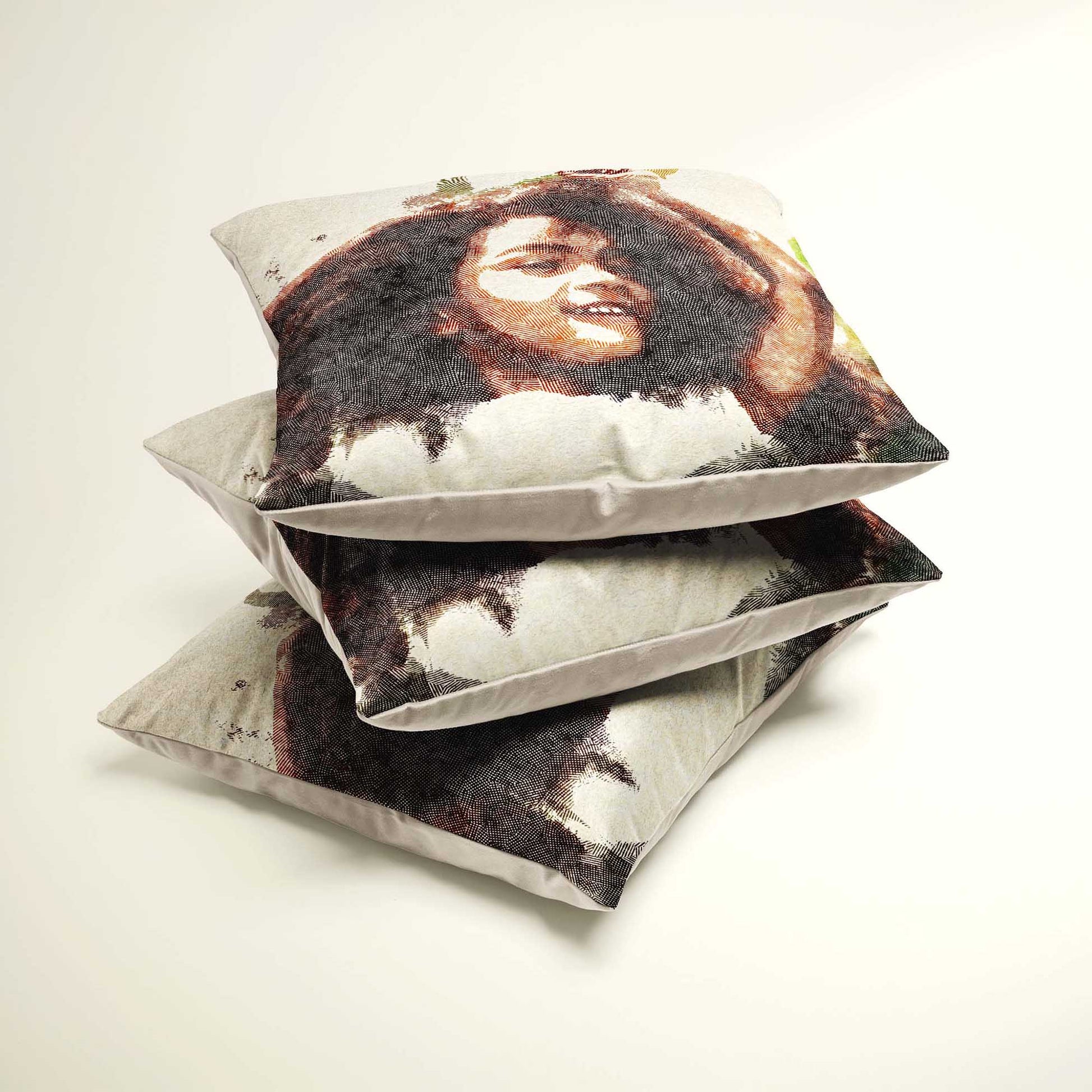 Enhance your interior with the Personalised Crosshatch Cushion, a work of art crafted from your own photo. Its natural texture and unique look bring a touch of originality to your home decor. The soft velvet fabric provides a luxurious feel